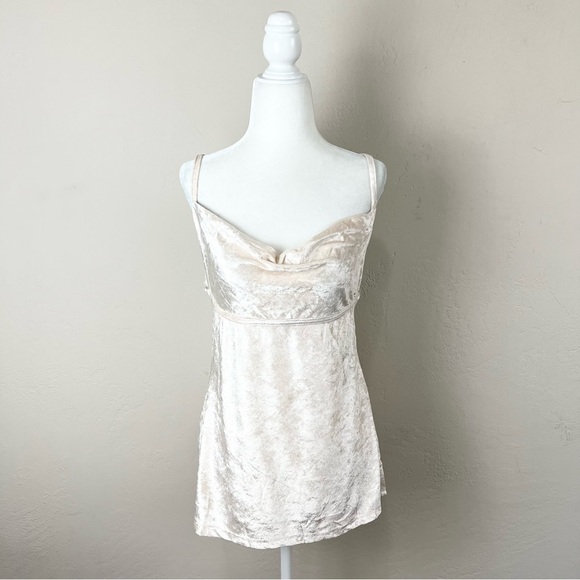 NEW Free‎ People All Night Velvet Tunic Top in Champagne Size Medium - Picture 1 of 11